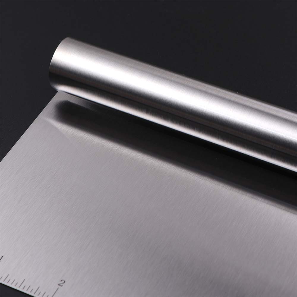 Bench Scraper Dough - Multifunktionaler Edelstahl-Teigschneider mit Gebogener Kante, Integrierter